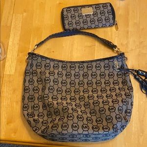 Michael Kors purse and wallet set